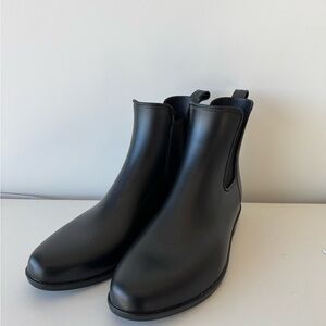 Classic Black Women’s Rain Boots